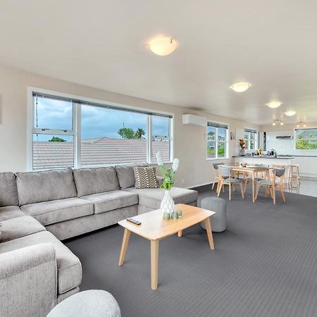 Fabulous Three Bedroom Home In Pakuranga Auckland Bagian luar foto