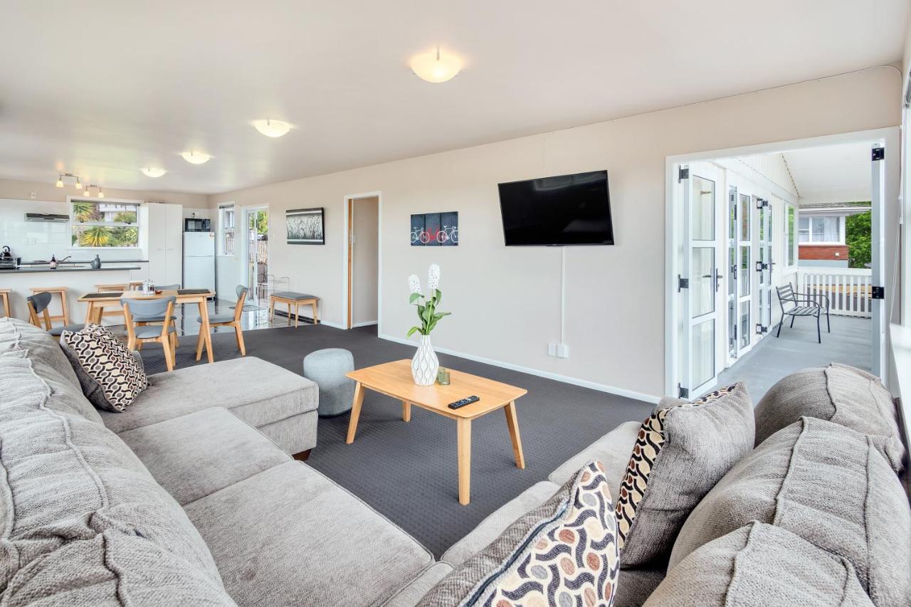 Fabulous Three Bedroom Home In Pakuranga Auckland Bagian luar foto